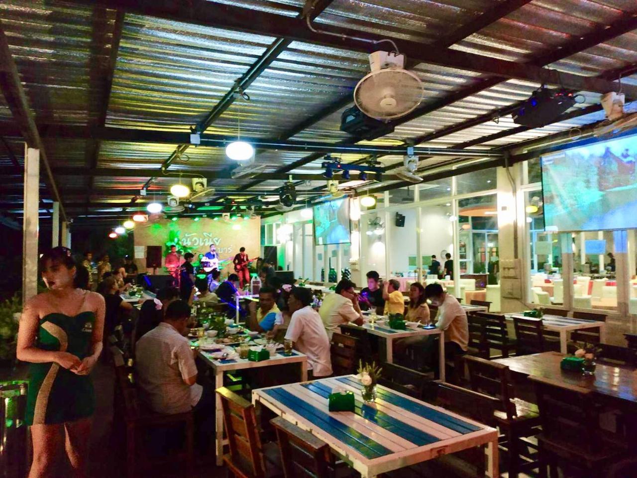 Bk Place Hotel Bueng Kan Exteriör bild