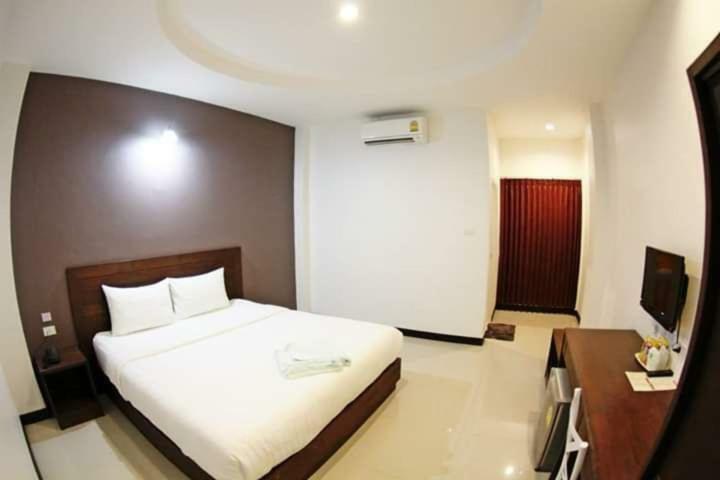 Bk Place Hotel Bueng Kan Exteriör bild